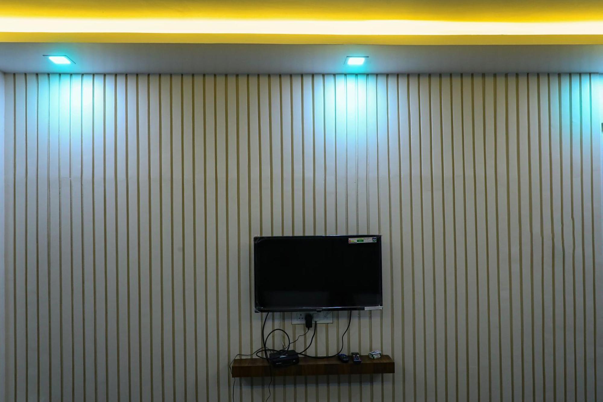 Jp Residency Hotel Yelagiri Buitenkant foto