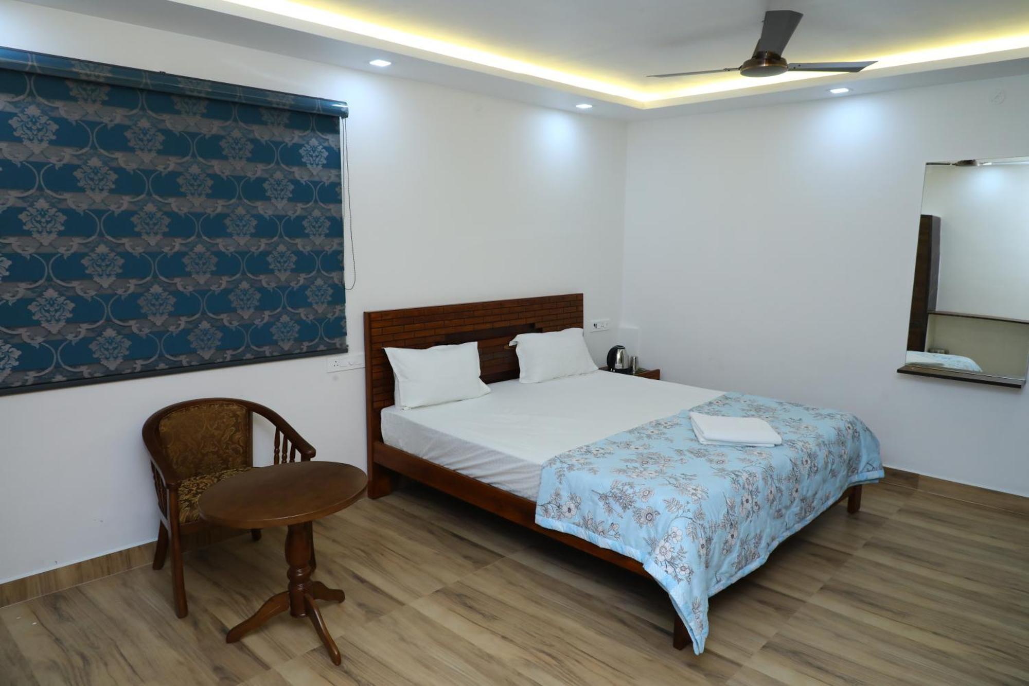 Jp Residency Hotel Yelagiri Buitenkant foto