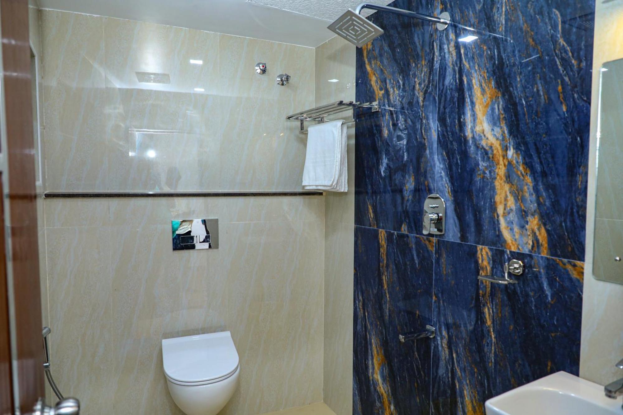 Jp Residency Hotel Yelagiri Buitenkant foto