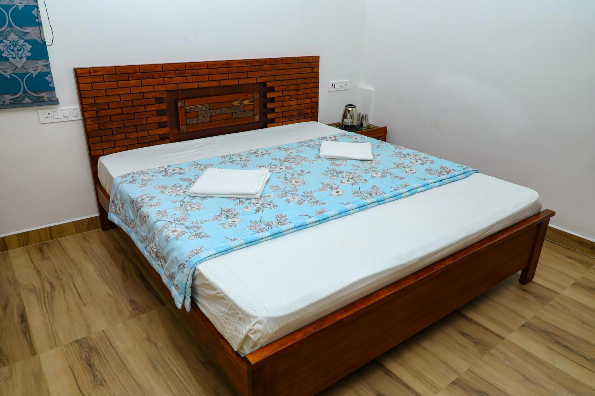 Jp Residency Hotel Yelagiri Buitenkant foto
