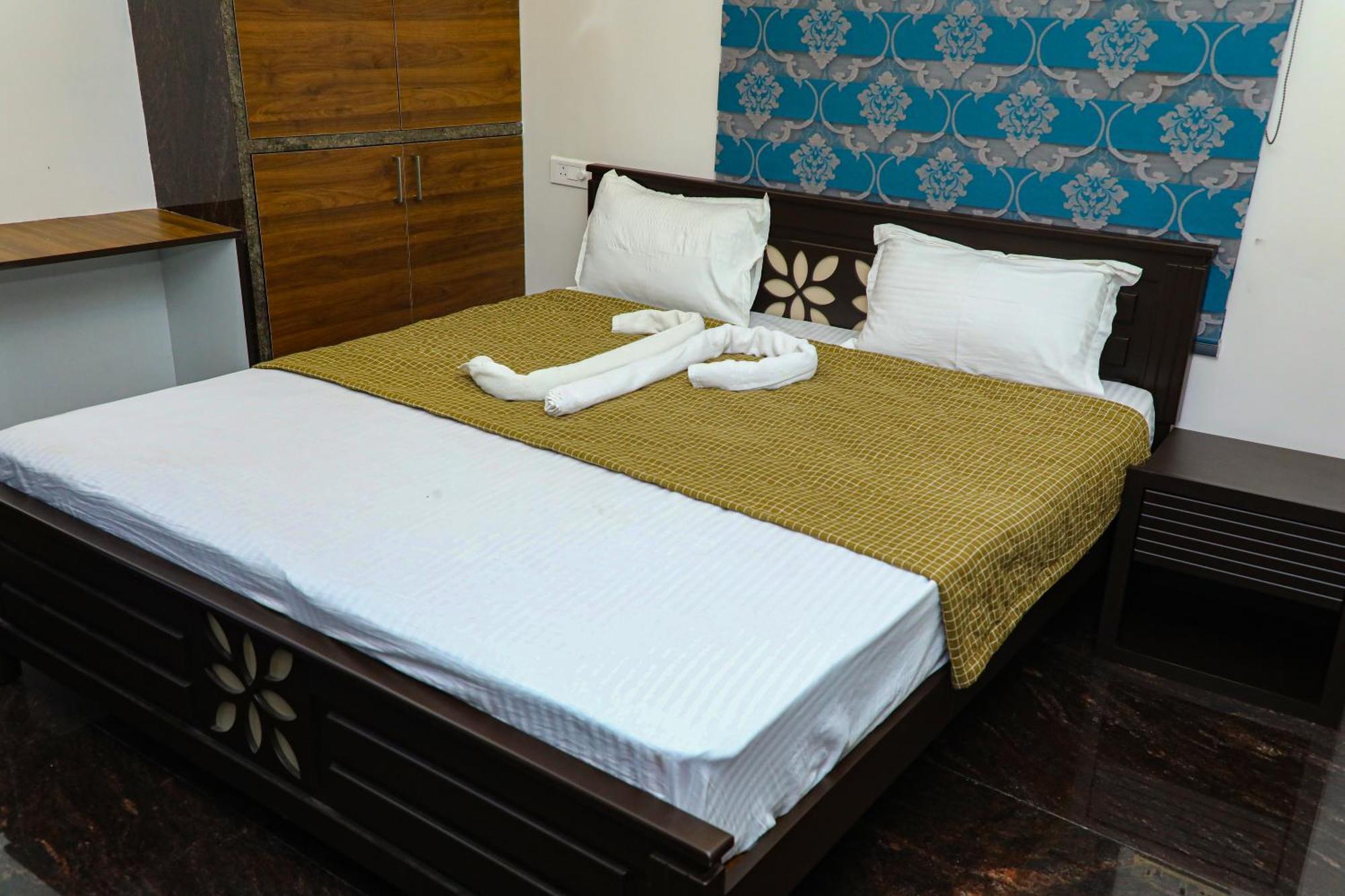 Jp Residency Hotel Yelagiri Buitenkant foto
