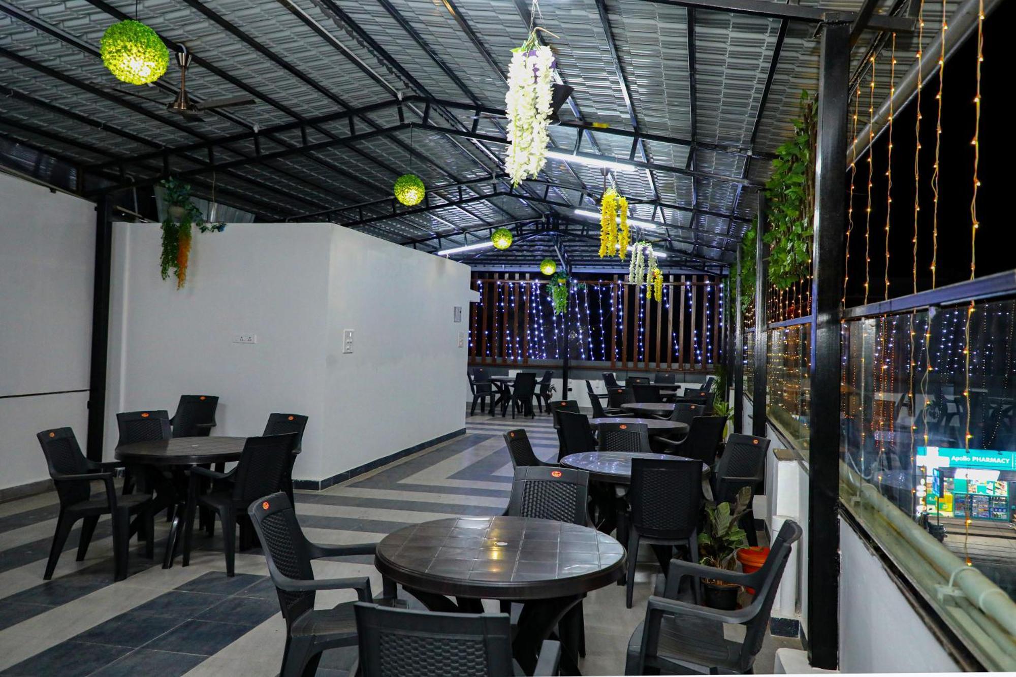 Jp Residency Hotel Yelagiri Buitenkant foto