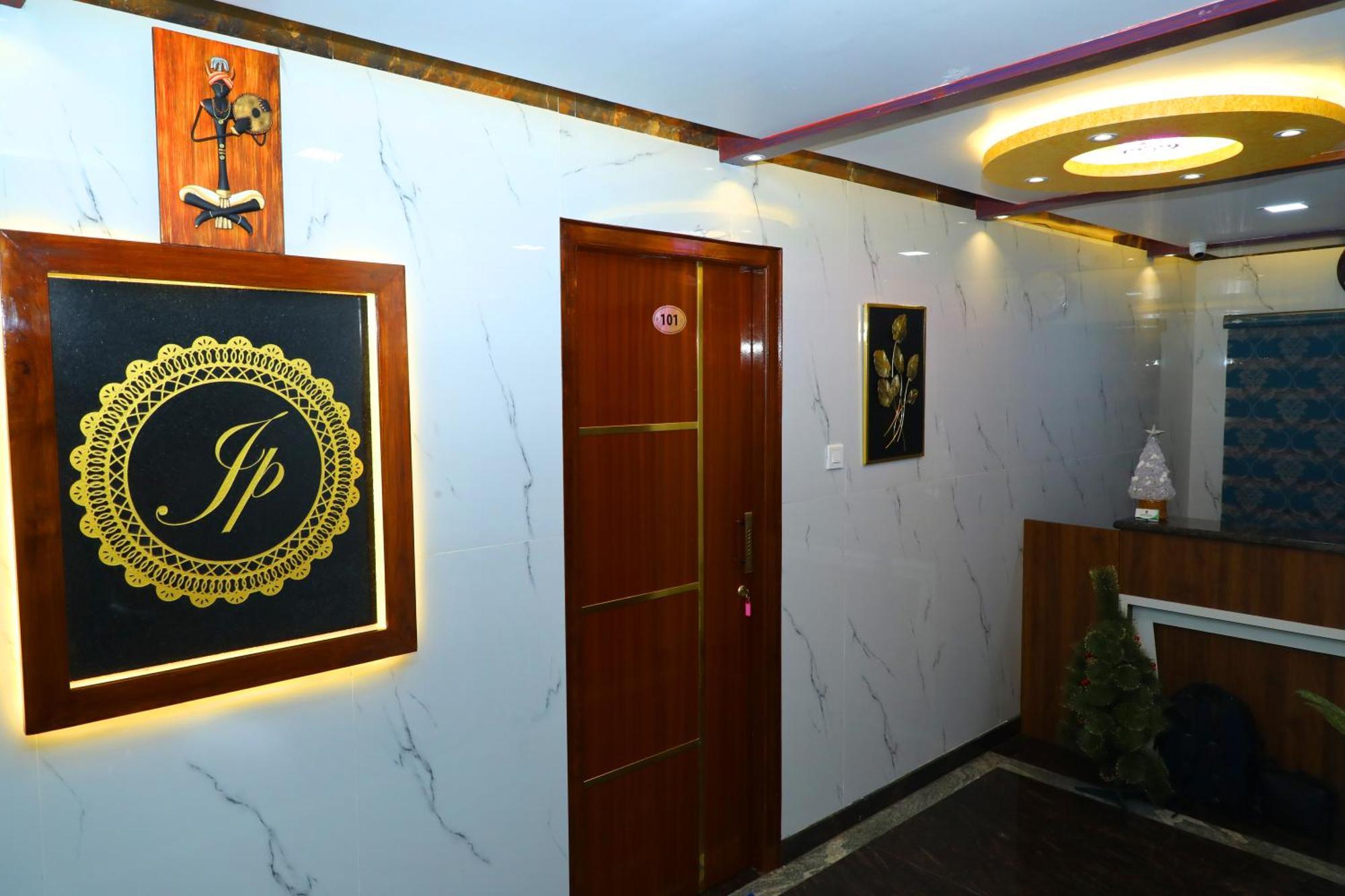 Jp Residency Hotel Yelagiri Buitenkant foto