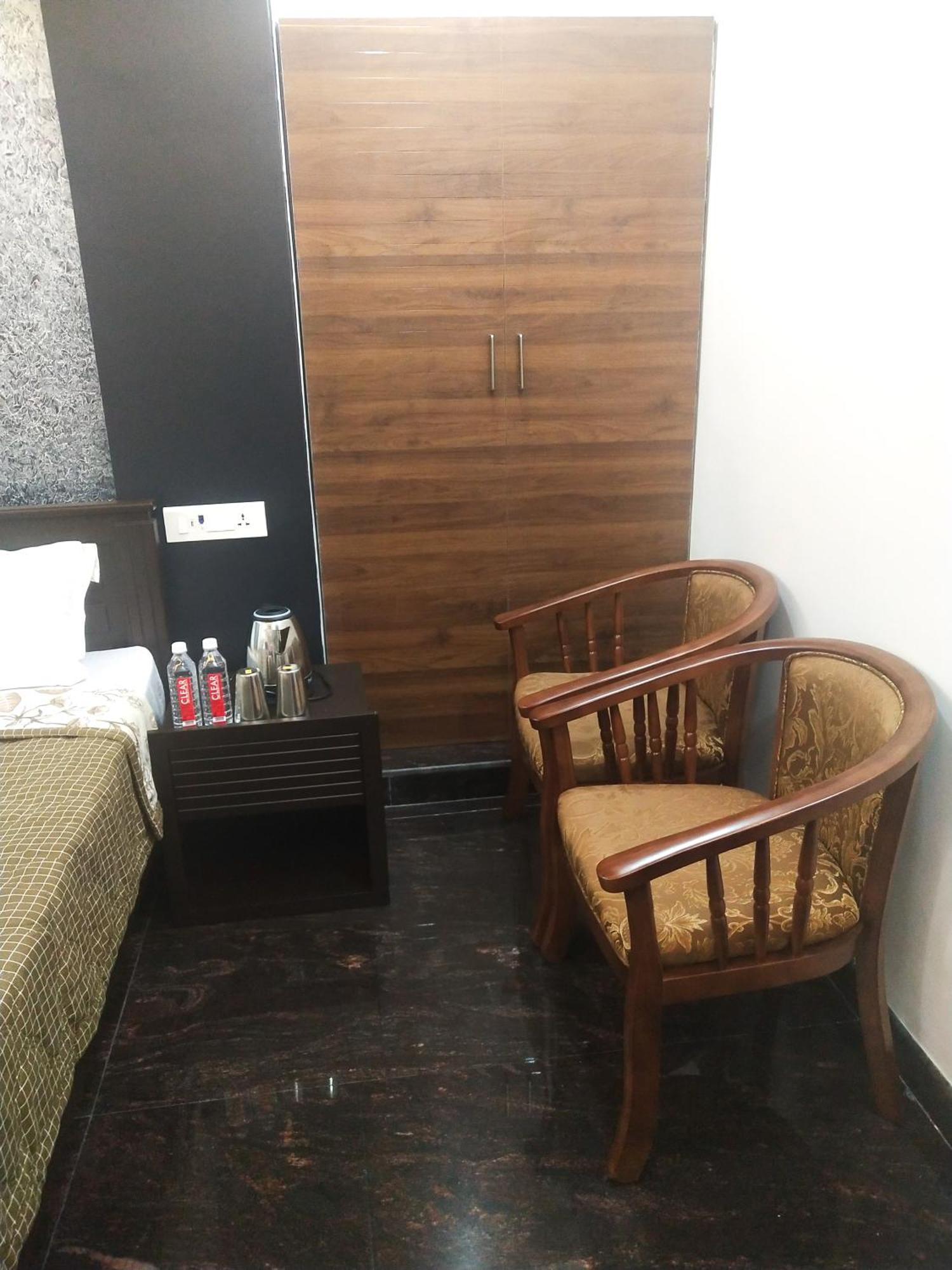 Jp Residency Hotel Yelagiri Buitenkant foto