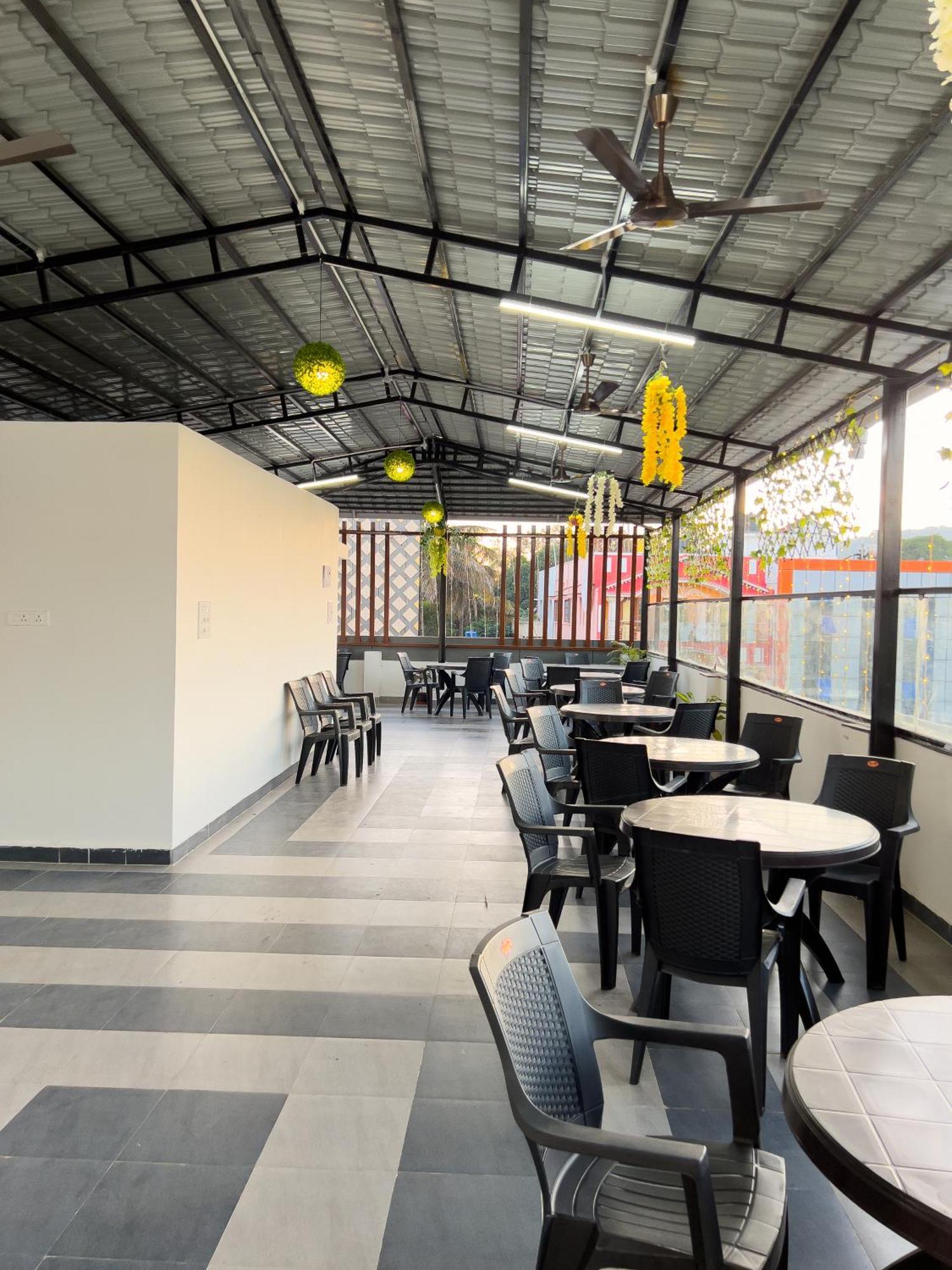 Jp Residency Hotel Yelagiri Buitenkant foto